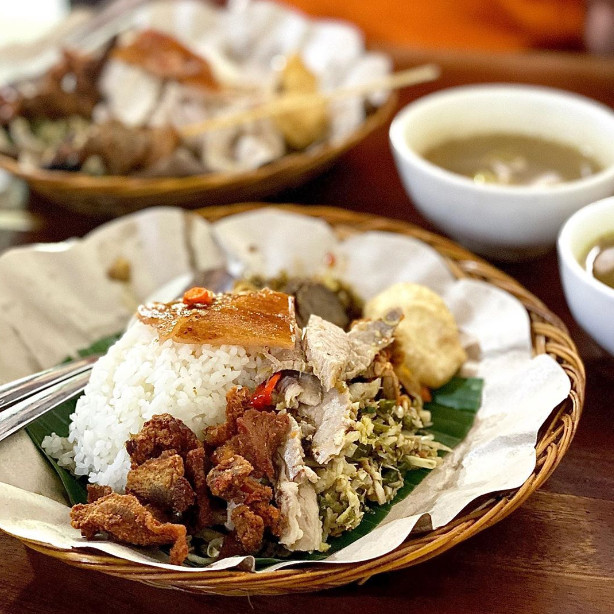 Lợn sữa quay Babi Guiling
