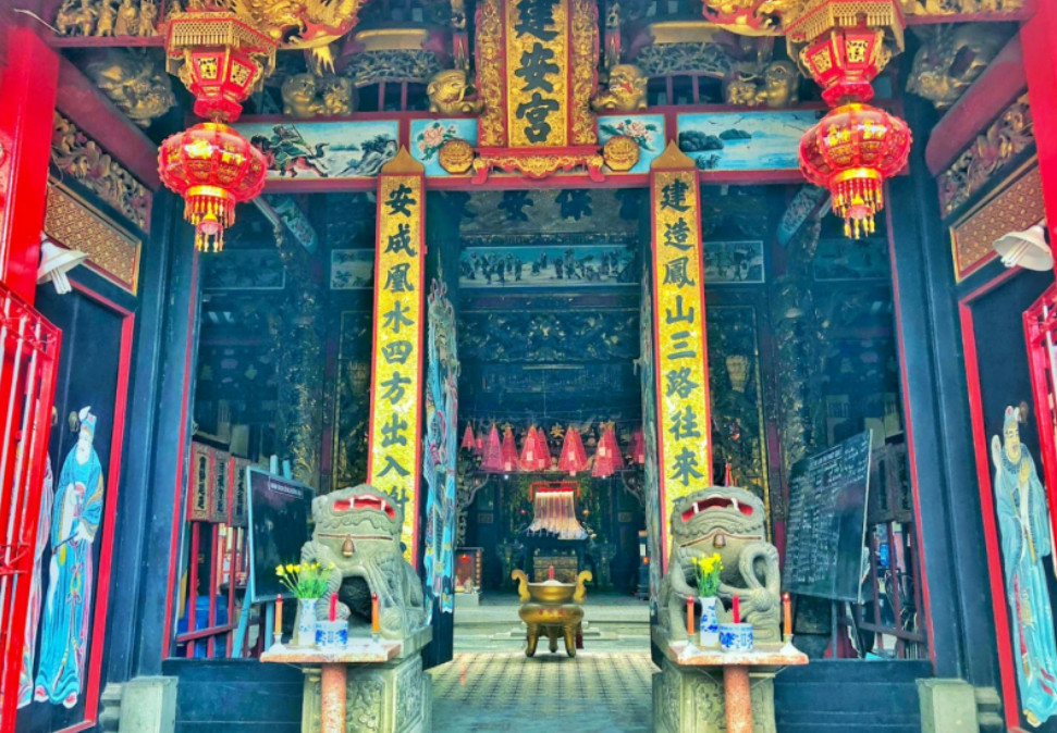 9.Chùa Kiến An Cung