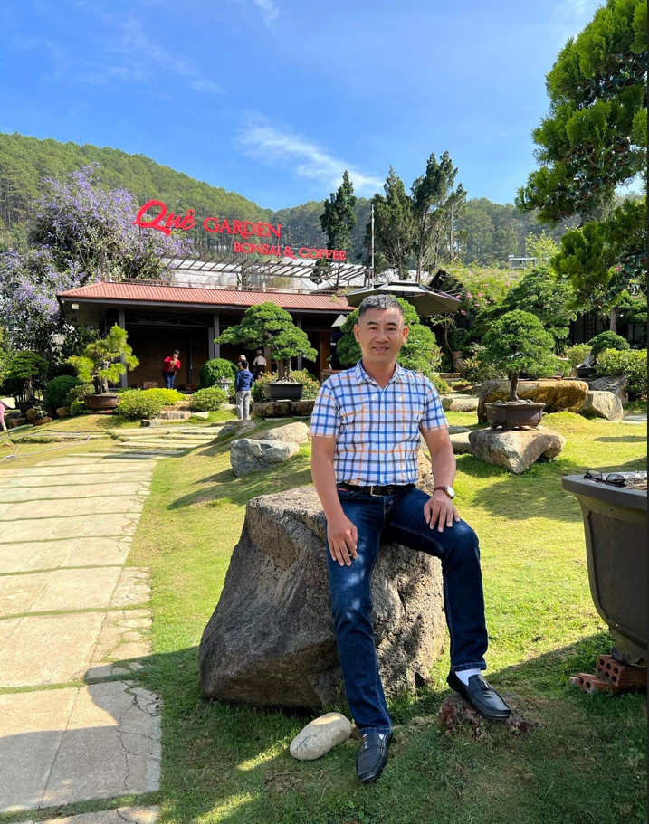 QUE Garden
