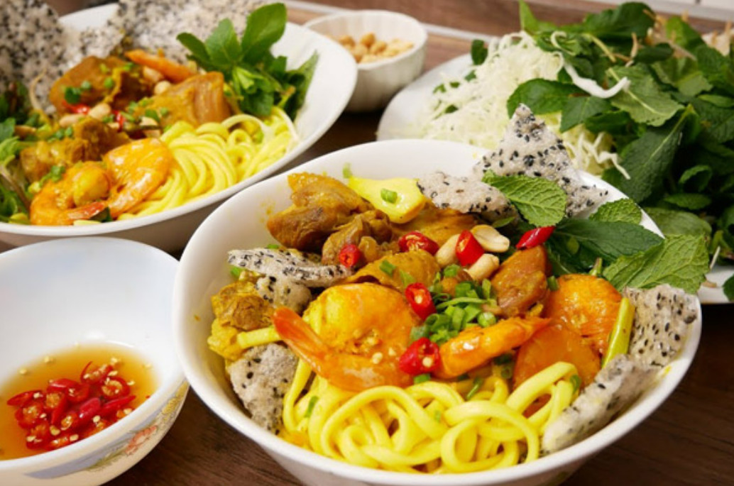 Mì Quảng.