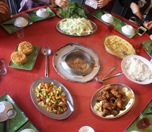Kinh nghiệm ăn uống khi du lịch Malaysia