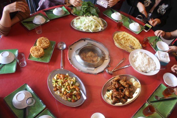 Kinh nghiệm ăn uống khi du lịch Malaysia