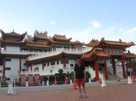 Tham quan chùa Bà Thiên Hậu linh thiêng ở Kuala Lumpur