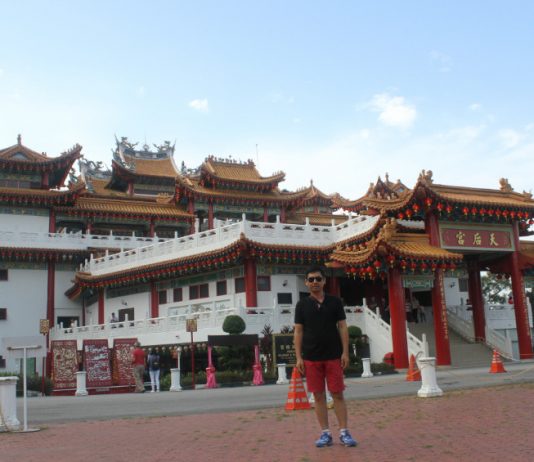 Tham quan chùa Bà Thiên Hậu linh thiêng ở Kuala Lumpur