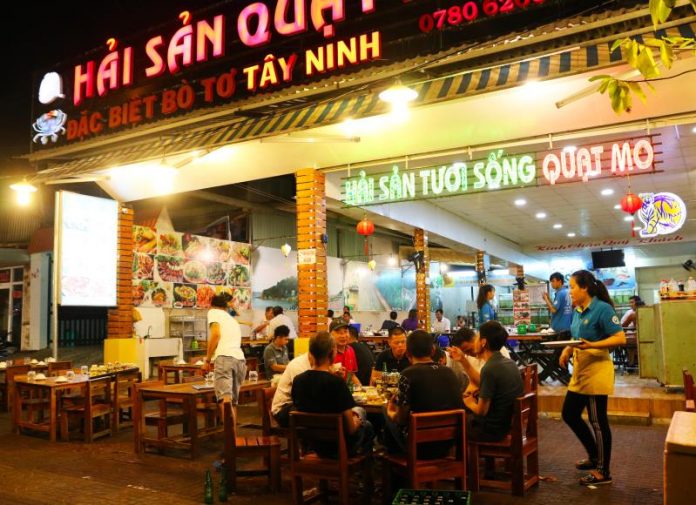 Nhà hàng Hải Sản Quạt Mo